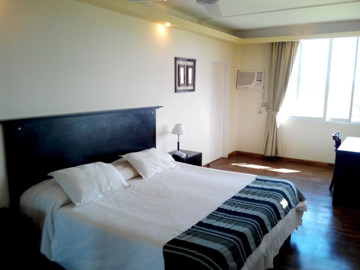 Manantiales Hotel De Turismo Монте-Касерос Экстерьер фото